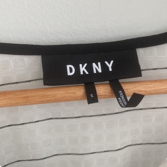 DKNY Sheer Black Striped Tie Front Blouse - Picture 2 of 13